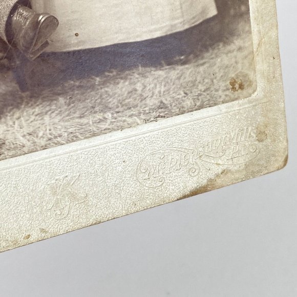 c1880 Cabinet Card Couple Studio Photo Man Moustache Woman High Neck Puff Sleeve - Picture 4 of 7